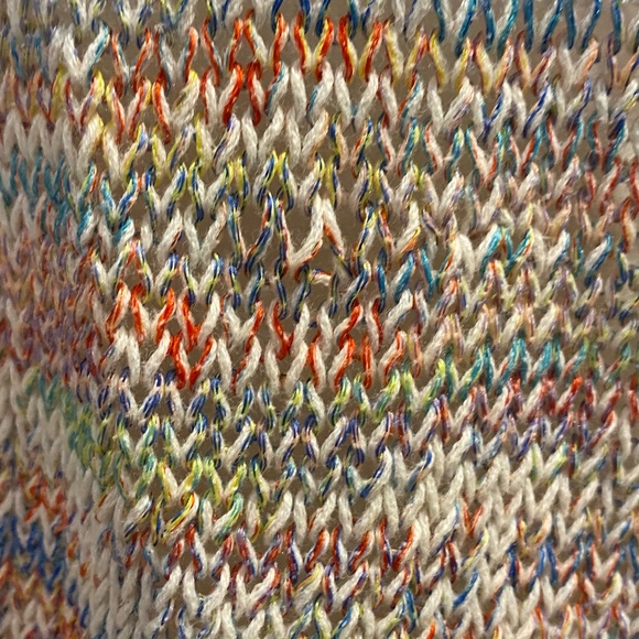 Akemi + Kin Anthropologie Feminine Open Knit V-Neck Poncho Light Sweater. O/S - Picture 15 of 16